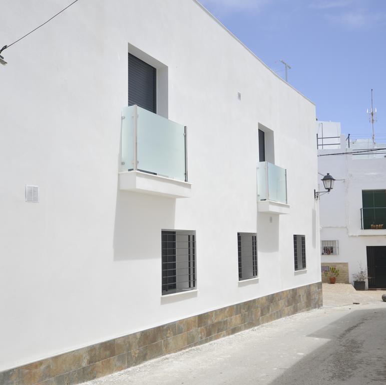 Hostal Maria Jose Conil De La Frontera Exterior photo