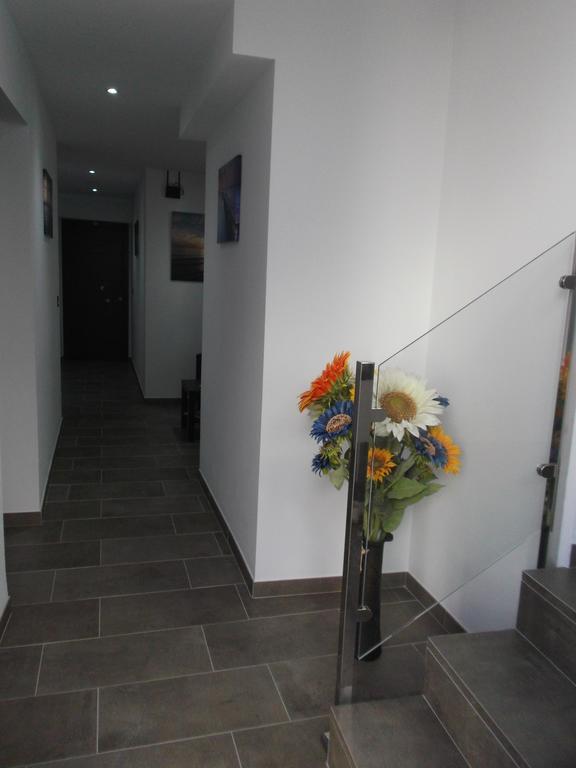 Hostal Maria Jose Conil De La Frontera Exterior photo