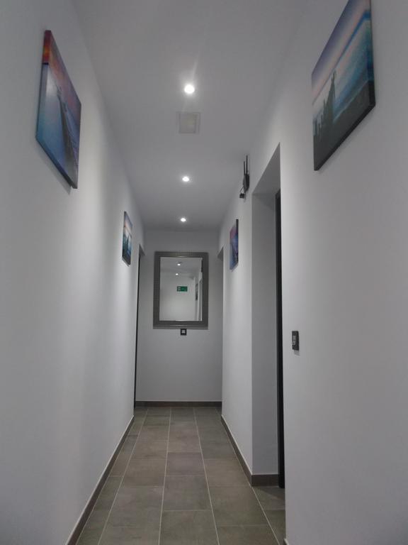Hostal Maria Jose Conil De La Frontera Exterior photo